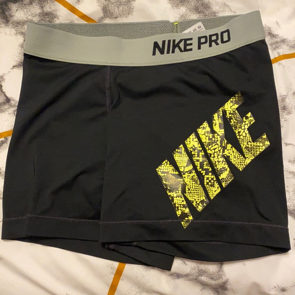 Nike Spandex
